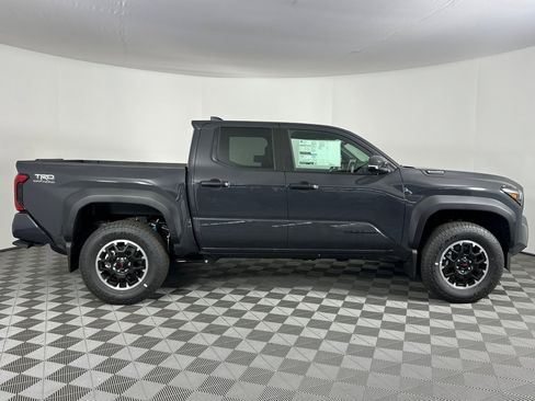 New 2025 Toyota Tacoma TRD Off-Road image 3