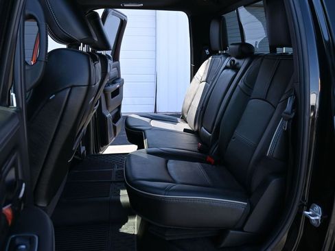 Used 2022 RAM 2500 Limited image 19