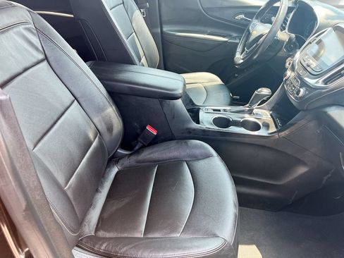Used 2021 Chevrolet Equinox Premier AWD/4WD image 29