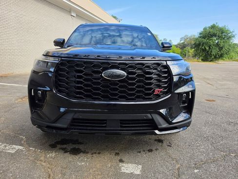 Used 2025 Ford Explorer ST w/ Sun And Sound Package image 16