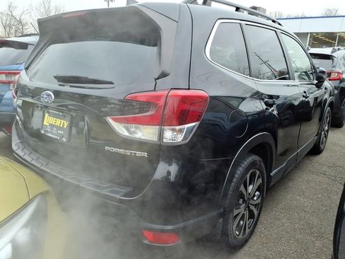 Used 2023 Subaru Forester Limited image 4