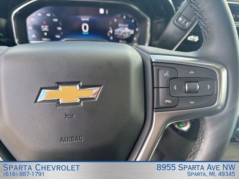 Used 2025 Chevrolet Silverado 1500 LT AWD/4WD image 21