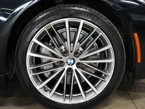 Used 2017 BMW 540i RWD image 36