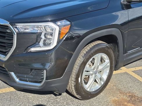 Used 2024 GMC Terrain SLE w/ Fleet Convenience Package AWD/4WD image 9