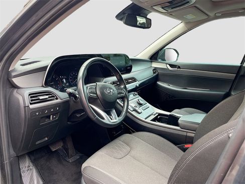 Used 2022 Hyundai Palisade SEL w/ Cargo Package image 9