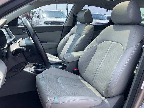 Used 2016 Kia Optima EX w/ Premium Package FWD image 27