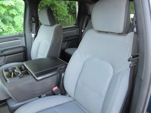Used 2021 RAM 1500 Big Horn RWD image 20