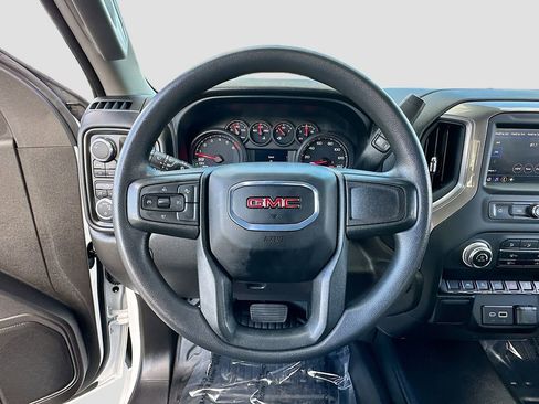 Used 2024 GMC Sierra 1500 Pro w/ Pro Value Package image 9