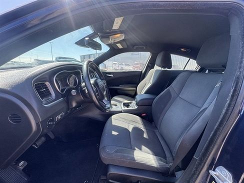 Used 2016 Dodge Charger SXT image 8