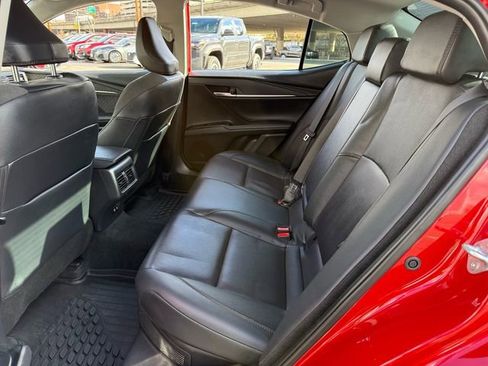 Certified 2025 Toyota Camry XLE image 30