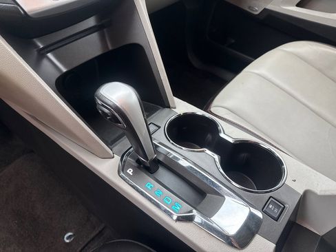 Used 2010 Chevrolet Equinox LTZ image 15