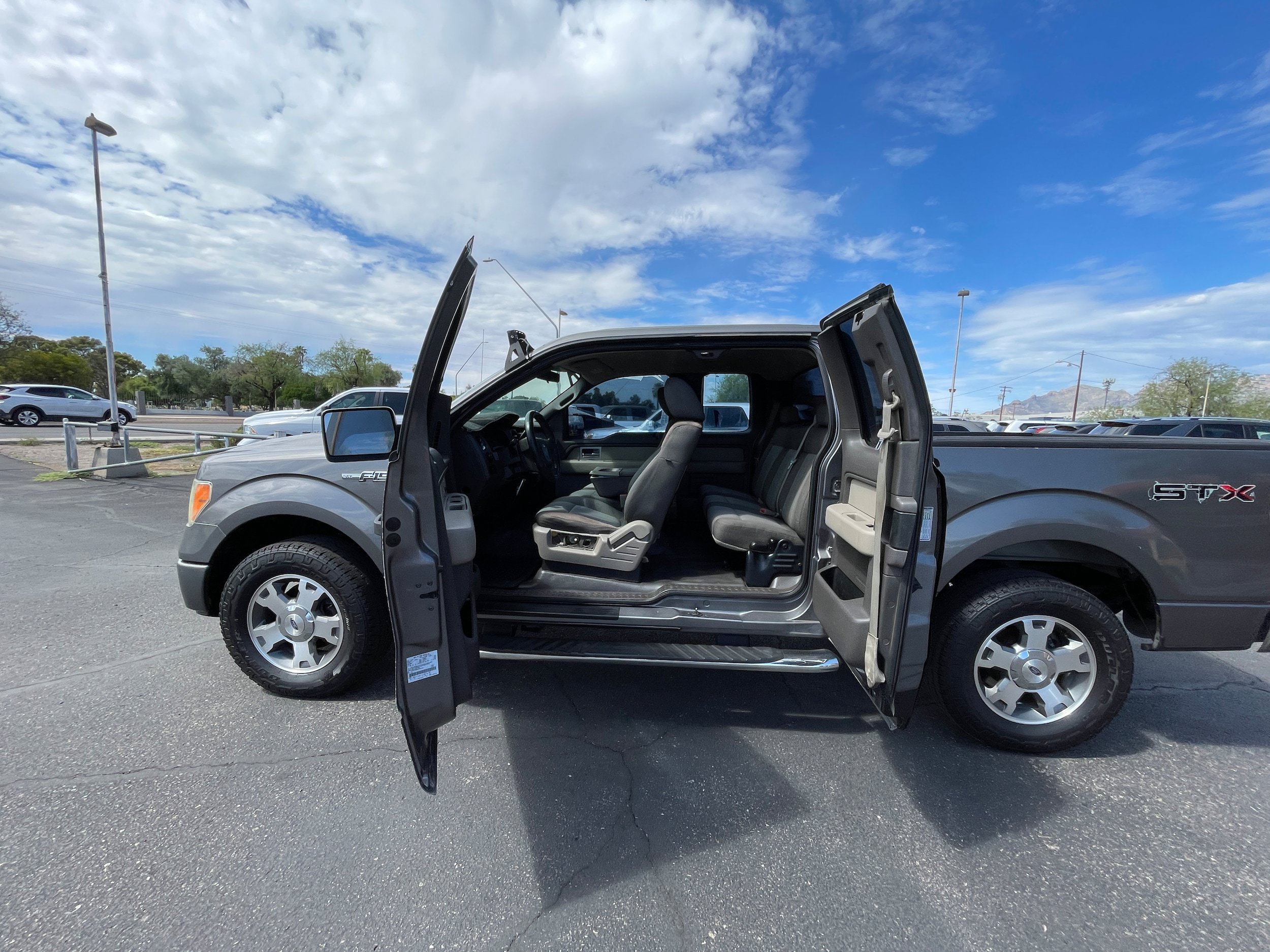 Used 2009 Ford F150 STX RWD image 11