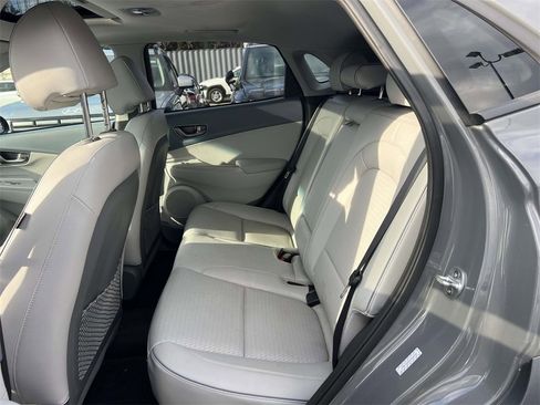 Used 2019 Hyundai Kona Limited w/ Cargo Package image 13