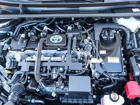 Used 2021 Toyota Corolla LE FWD image 29