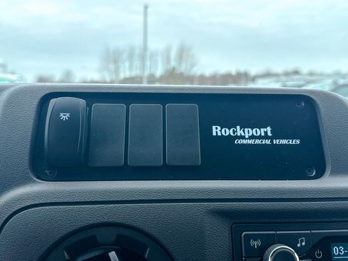 Used 2025 Ford E-350 and Econoline 350 Super Duty w/ Power Equipment Group image 19