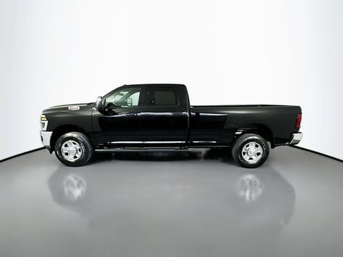 New 2026 RAM 2500 Tradesman AWD/4WD image 4