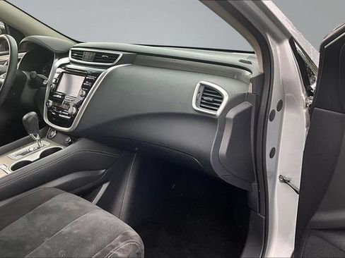Used 2017 Nissan Murano S FWD image 25