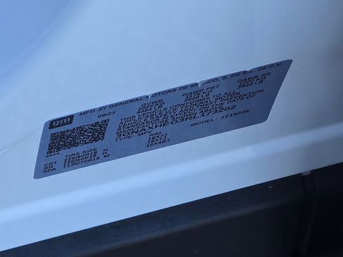 Used 2024 Chevrolet Equinox LS w/ Sport Edition FWD image 30