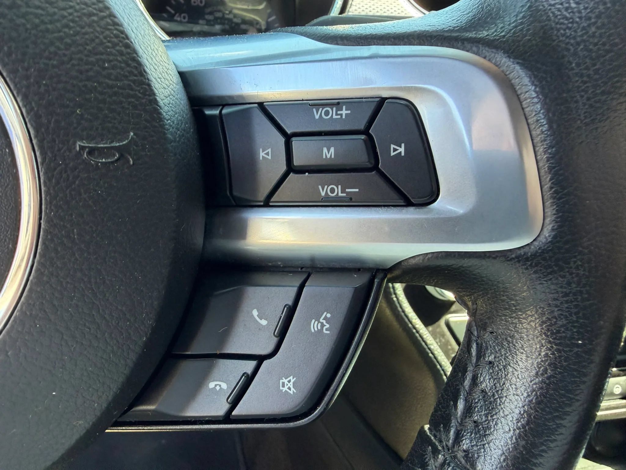 Used 2015 Ford Mustang GT RWD image 28