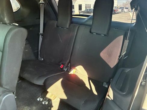 Used 2018 Mitsubishi Outlander LE image 16