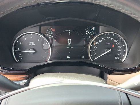 Used 2019 Cadillac XT5 Platinum image 17