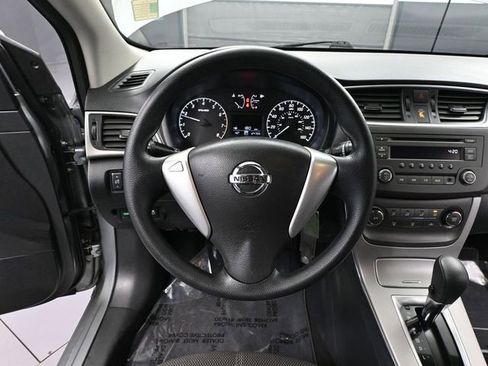Used 2014 Nissan Sentra S image 21
