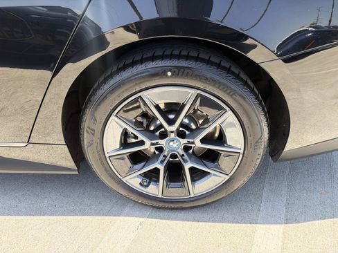 Used 2024 BMW i4 eDrive35 w/ Premium Package RWD image 6