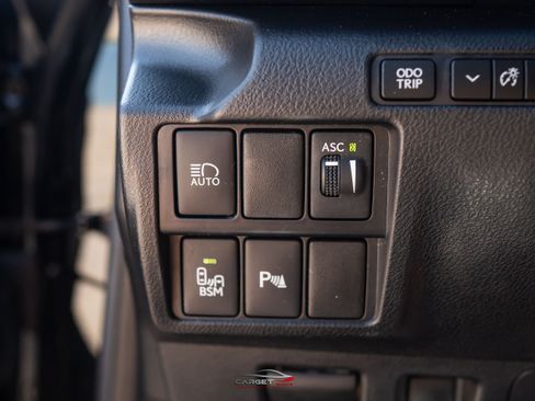 Used 2019 Lexus IS 300 F Sport w/ F Sport Package RWD image 35