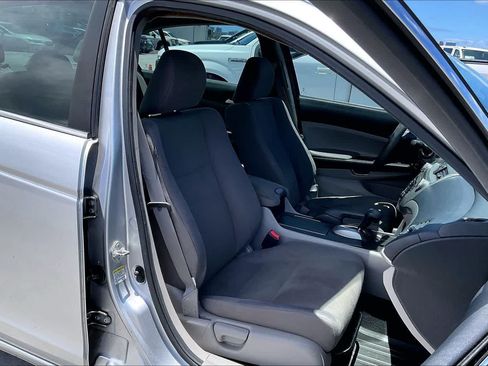 Used 2011 Honda Accord LX image 13