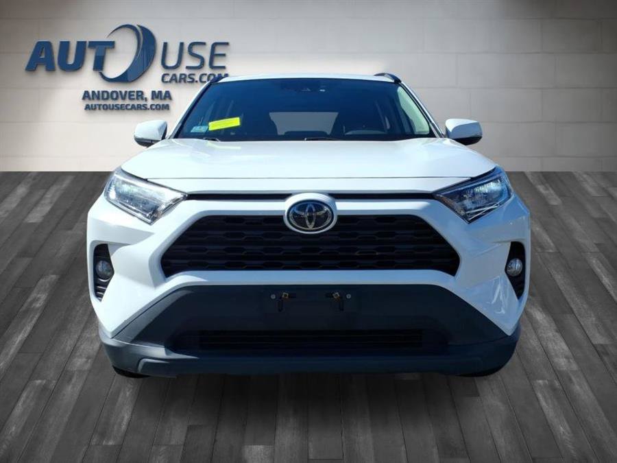Used 2021 Toyota RAV4 XLE w/ Convenience Package AWD/4WD image 3