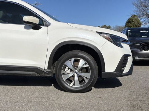 Used 2025 Subaru Ascent Premium w/ Premium Package image 7