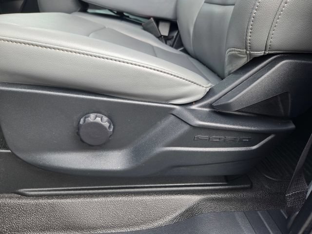 Used 2026 Ford F250 XL w/ 360-Degree Camera Package RWD image 11