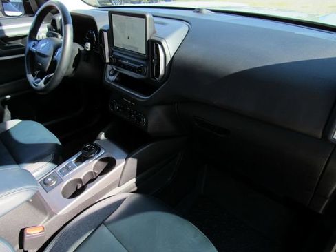 Used 2024 Ford Bronco Sport Outer Banks w/ Tech Package AWD/4WD image 11