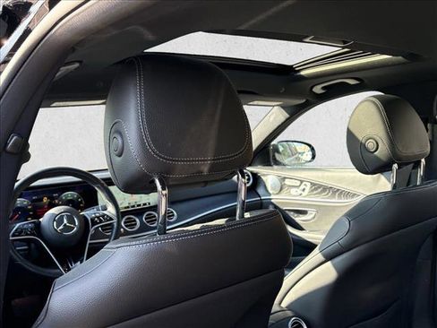 Used 2022 Mercedes-Benz E 350 Sedan image 13