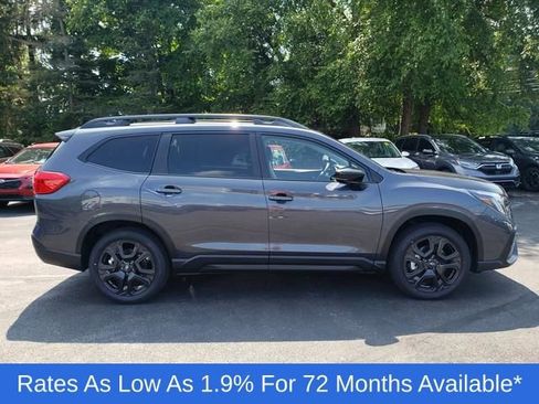 Used 2025 Subaru Ascent Onyx Edition image 2