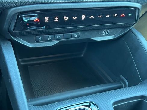 New 2026 Jeep Cherokee Laredo AWD/4WD image 23
