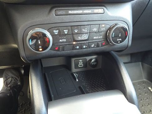 Used 2023 Ford Bronco Sport Outer Banks w/ Tech Package AWD/4WD image 19