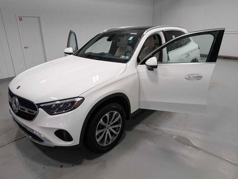 Certified 2025 Mercedes-Benz GLC 300 4MATIC image 16