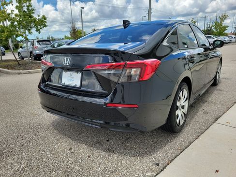 Used 2023 Honda Civic LX image 6