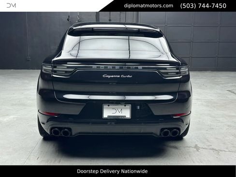 Used 2022 Porsche Cayenne Turbo w/ Performance Package (PG2) image 6