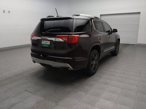 Used 2017 GMC Acadia Denali w/ Technology Package AWD/4WD image 9