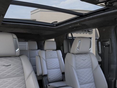 New 2026 Cadillac Escalade Platinum Sport w/ LPO, Floor Liner Package AWD/4WD image 24