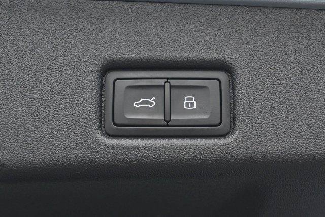 Used 2026 Audi Q5 Premium Plus AWD/4WD image 33