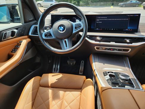 Used 2024 BMW X5 M60i image 13