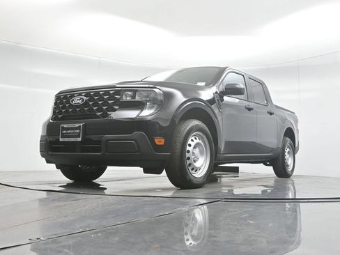 Used 2025 Ford Maverick XL FWD image 43
