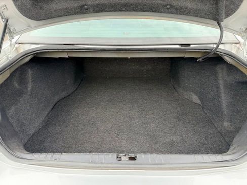 Used 2010 Chevrolet Impala LS FWD image 19