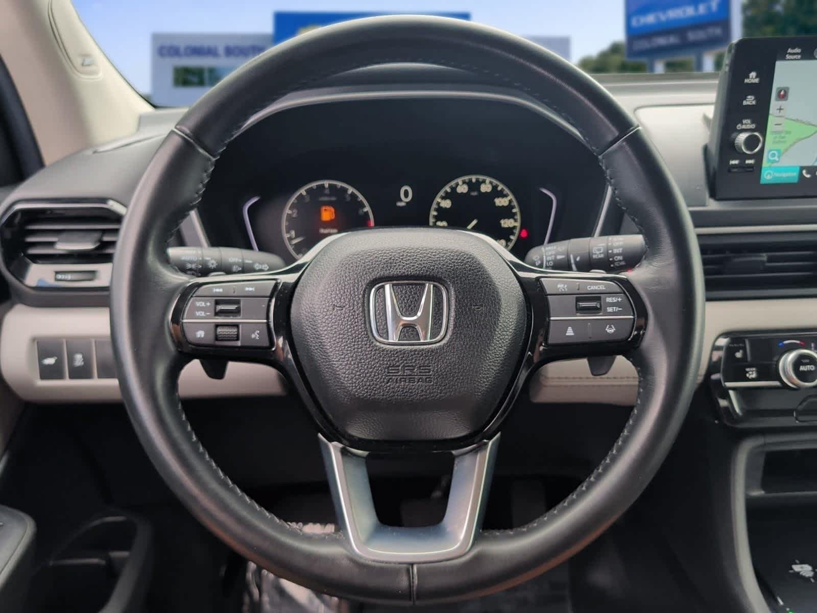 Used 2025 Honda Pilot Touring image 16