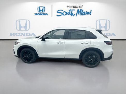 New 2027 Honda HR-V Sport image 4