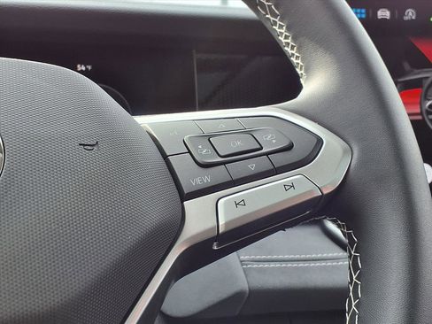 New 2026 Volkswagen Tiguan SE image 20