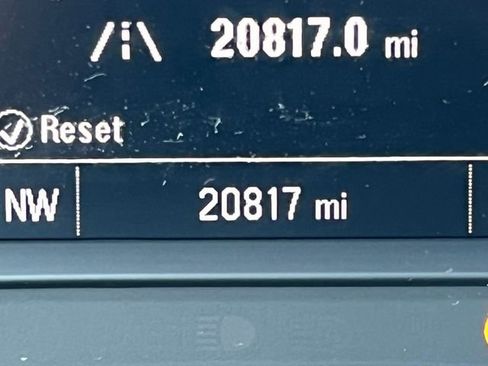 Used 2024 Chevrolet Trax LS w/ LS Convenience Package image 5